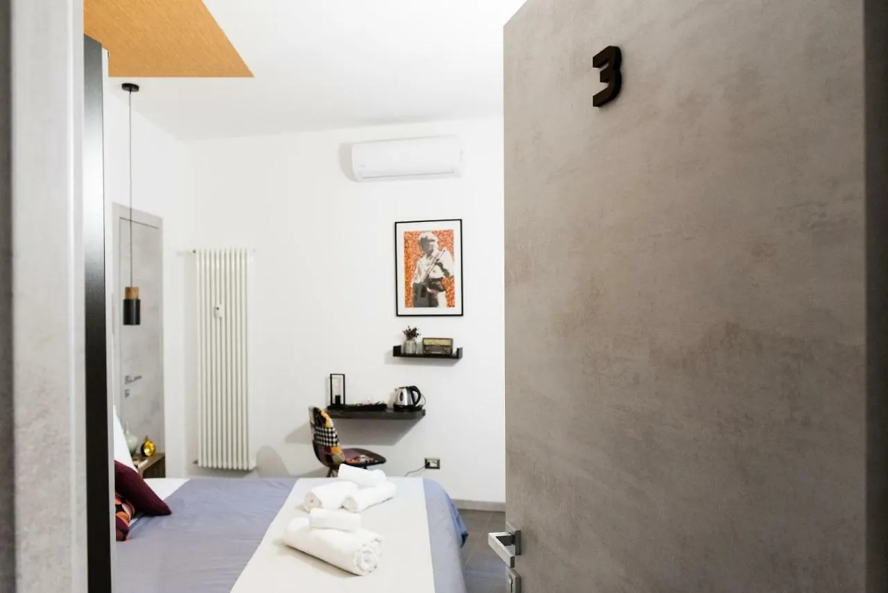 Guest house Colosseum Music Design Rome Italy